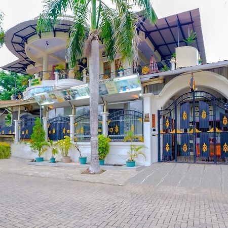 Oyo 3088 Green Valley House Senggigi Esterno foto