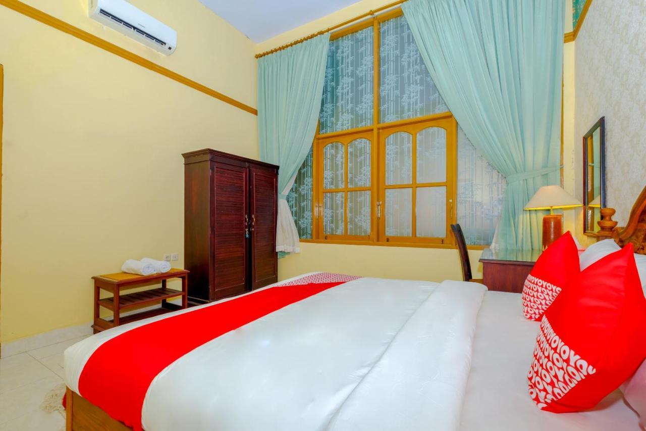 Oyo 3088 Green Valley House Senggigi Esterno foto
